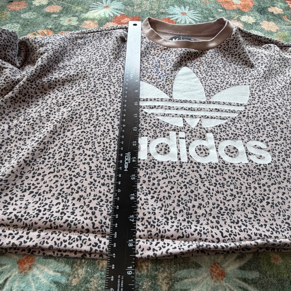 Adidas HER Studio London Leopard Print Cropped Sweatshirt Pink Trefoil Large - Picture 5 of 13